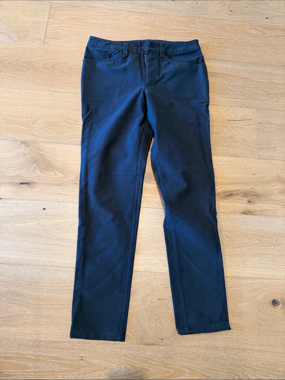 Men’s Lululemon 5 pocket pants. Black, Size 30, slim fit